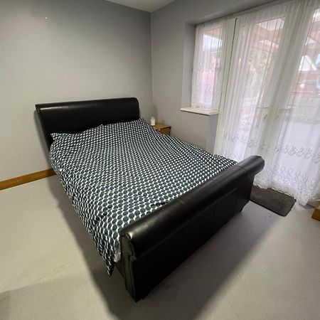 One Bed Flat Leilighet Maidenhead Eksteriør bilde